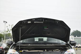 2014款科雷傲2.0L两驱时尚版图片