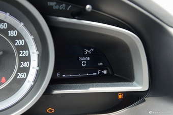 2016款马自达CX-4 2.5L自动四驱蓝天激情版