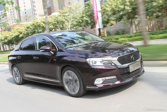 2014款DS 5LS THP200 1.6T自动豪华型