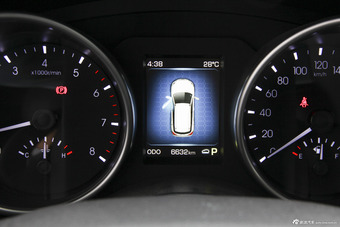 2015款哈弗H6 Coupe 2.0T自动两驱尊贵型