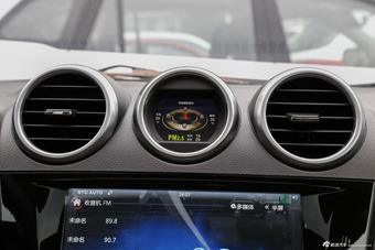 2015款比亚迪S7升级版1.5T手动尊贵型