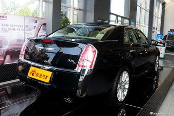 2013款克莱斯勒300C到店实拍