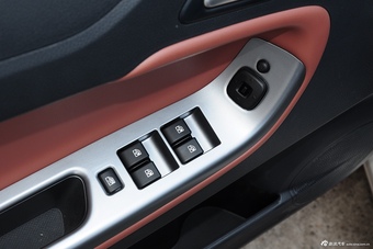 2015款福美来1.5T自动行政尊尚型