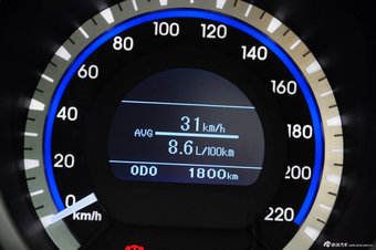 2013款东南V6菱仕高清实拍