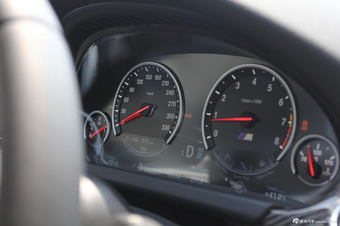 2013款宝马M6 Gran Coupe