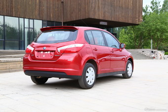 2014款启辰R50自动精彩版