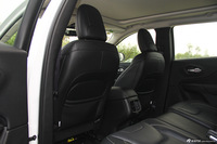 2016款自由光2.4L自动优越版