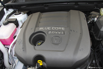 2016款长安CS75 2.0L手动领先型国4