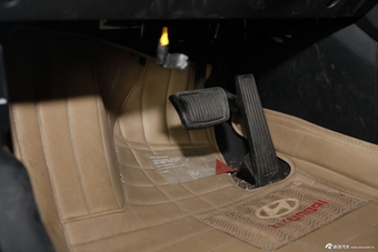 2013款北京现代ix35 2.0GLS自动两驱智能版 国V