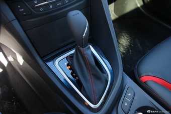 2015款英朗18T 双离合旗舰型到店实拍