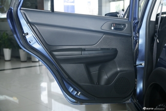 2014款斯巴鲁XV 2.0L精英版