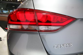 2014款现代劳恩斯Genesis