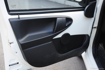 2015款比亚迪F0 1.0L手动尚酷型