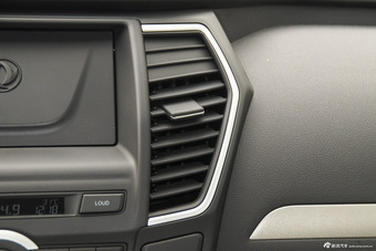 2016款风神A60 1.5L自动豪华型