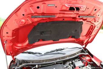 2014款启辰R50自动精彩版