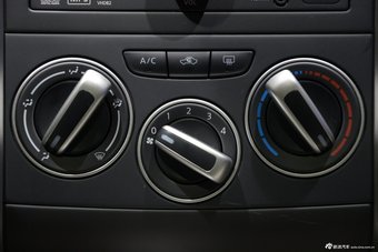 2015上海车展：启辰R50