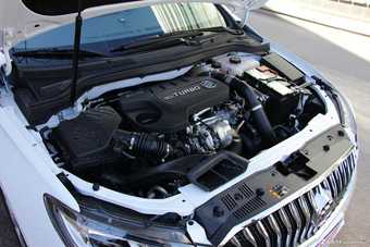 2015款英朗18T 双离合旗舰型到店实拍