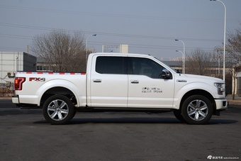 2015款福特F-150 5.0L自动PLATINIUM