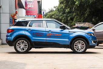 2015款陆风X7 2.0T自动全景旗舰版