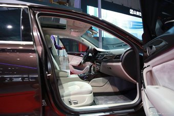 2015上海车展：众泰Z700