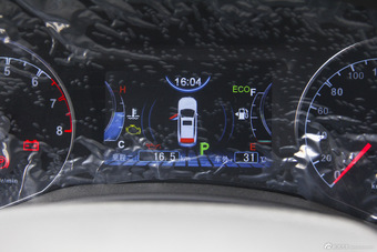 2016款比亚迪宋2.0TID自动豪华型