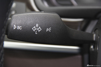 2014款宝马5系525Li豪华设计套装