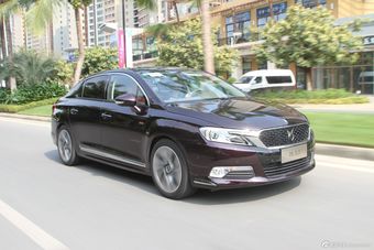 2014款DS 5LS THP200 1.6T自动豪华型