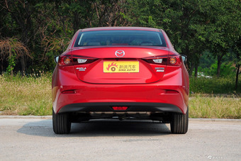 2016款马自达3昂克赛拉 三厢 2.0L自动运动型