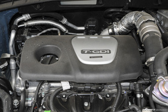 2015款全新途胜1.6T自动四驱旗舰型