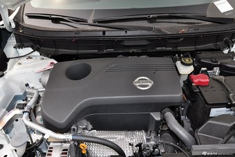 2014款奇骏2.5L XL ITS+NAVI 自动四驱尊享版