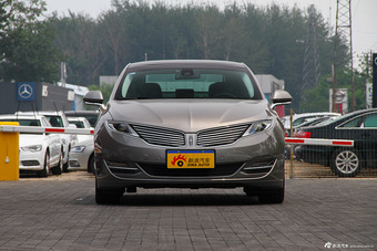 2014款林肯MKZ 2.0T自动尊耀版