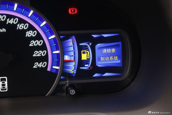 2015款比亚迪S7升级版1.5T手动尊贵型