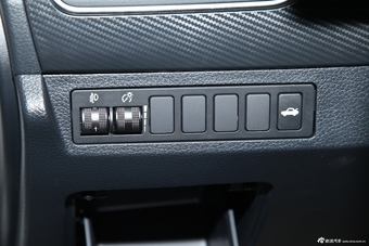 2014款福美来M5 1.6L自动舒适型