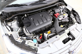 2014款启辰D50精彩版