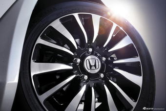 2013款凌派官方图