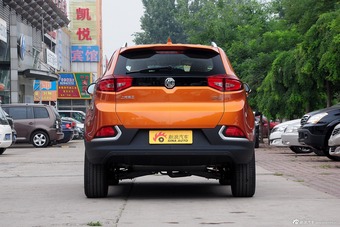 2015款名爵锐腾 1.5TGI TST精英版