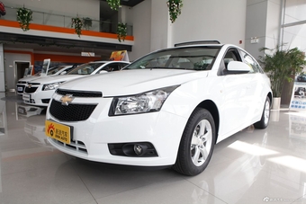 2013款科鲁兹1.8L自动SE