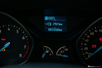 2015款福克斯两厢1.0T自动超能风尚型