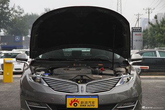 2014款林肯MKZ 2.0T自动尊耀版