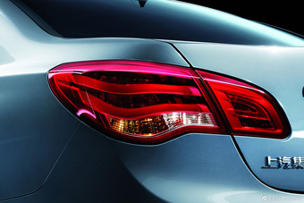 2013款荣威550官方图