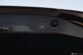 2015款捷豹XJL 3.0 SC典雅商务80周年典藏版