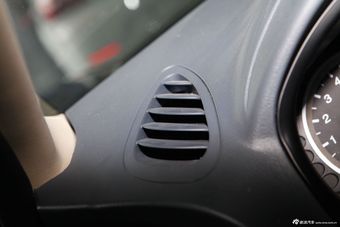 2013款圣达菲1.8T自动两驱天窗版