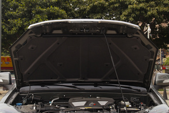 2016款哈弗H5 2.0T手动四驱精英型经典版