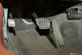 2013款英菲尼迪QX50 2.5L四驱尊雅版