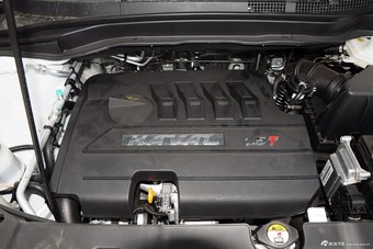 2015款哈弗H6运动版1.5T自动两驱尊享型