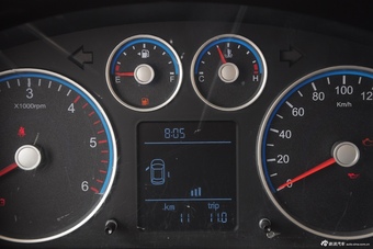 2015款图雅诺2.8T长轴商务版