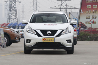 2015款楼兰 2.5L自动S/C HEV XV四驱混动旗舰版