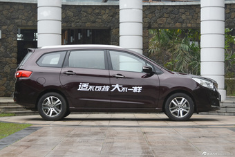 2016款海马V70 1.5T自动舒适型6座