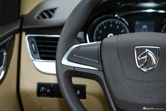 2016款宝骏730 1.8L手动舒适型