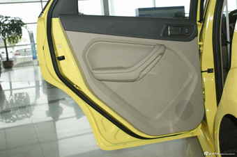 2012款福克斯经典两厢